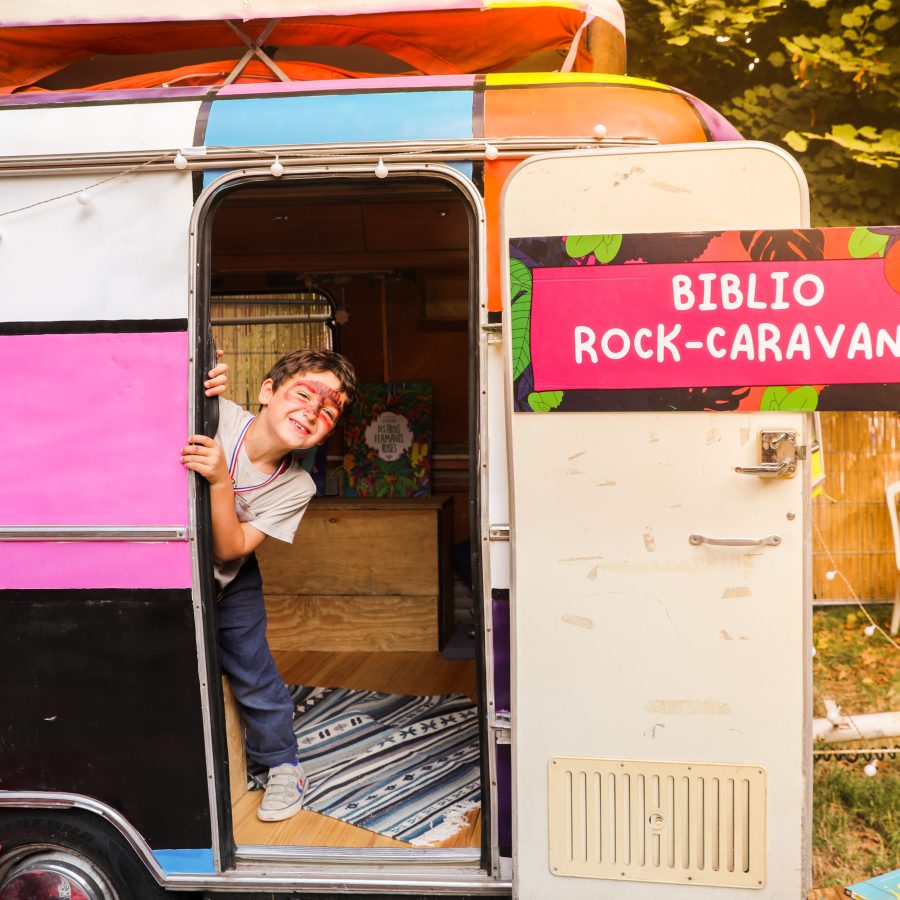 ROCK CARAVAN LIBRARY
