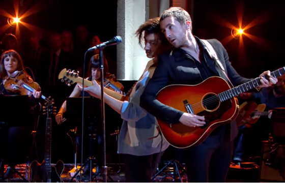 The Last Shadow Puppets interprètent "Aviation" et "Sweet Dreams, TN" chez Jools Holland