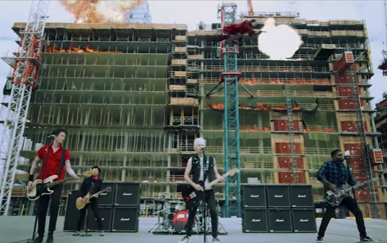 "Fake My Own Death", le nouveau morceau de Sum 41 !