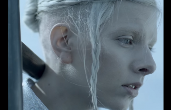 "I Went Too Far", le nouveau clip d'Aurora