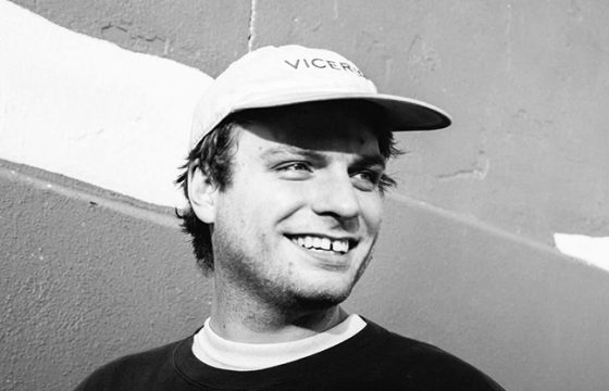 Offre sérieuse : Mac DeMarco cherche un(e) assistant(e)