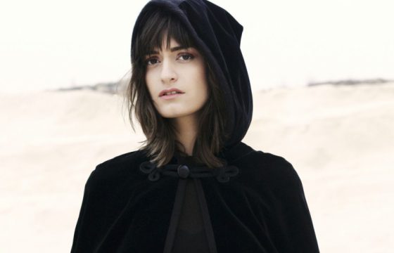 Clara Luciani : "je suis le capitaine de mon navire"