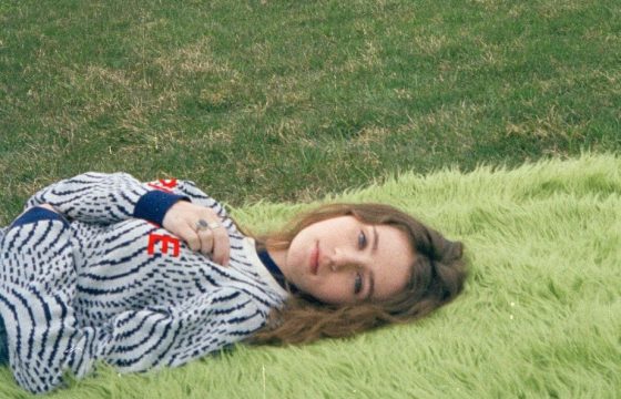 Il était une fois... Clairo, YouTube et tutos