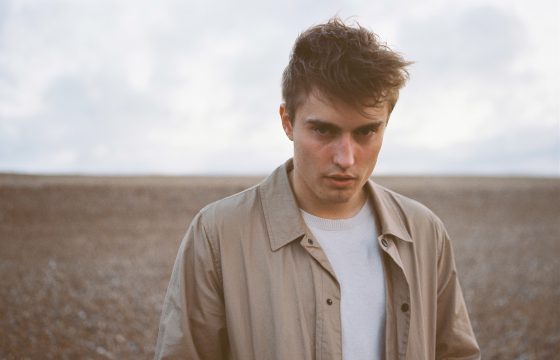 Le nouveau single de Sam Fender est en écoute