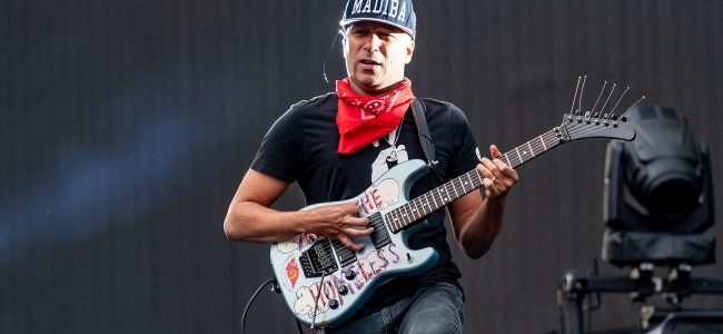 RAGE AGAINST THE MACHINE : Tom Morello, guitariste de génie et collaborateur précieux